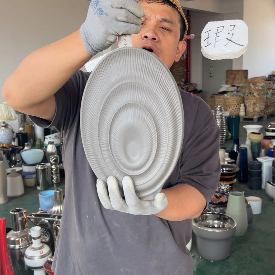 摆件136 号高中低温陶瓷工艺瓶（部分微瑕）