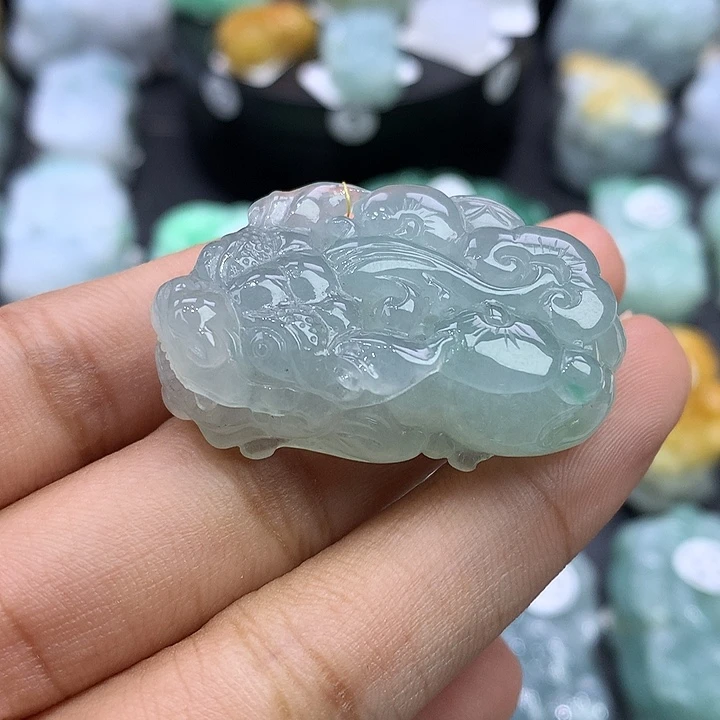 翡翠未镶嵌颈饰天然缅甸翡翠