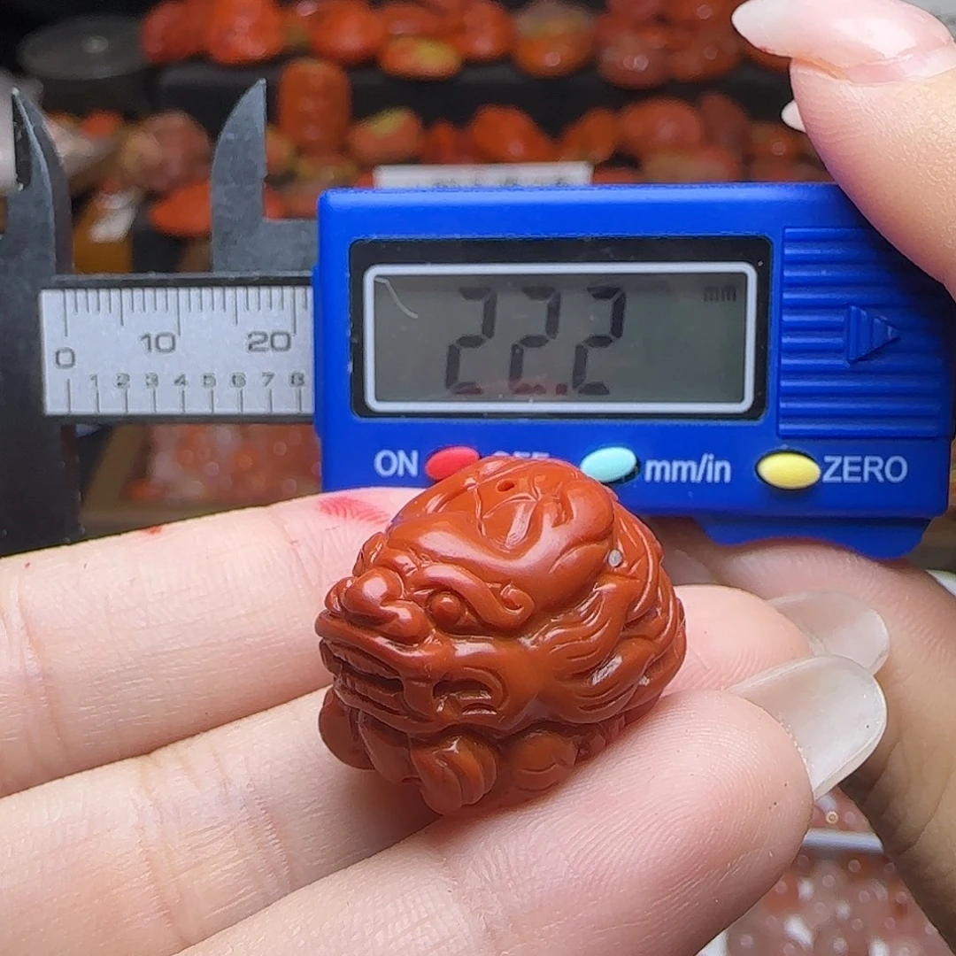 南红玛瑙未镶嵌颈饰