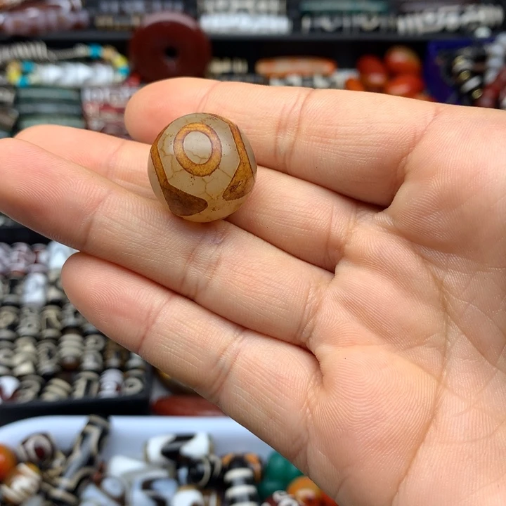 玛瑙/玉髓未镶嵌吊坠(赠链)