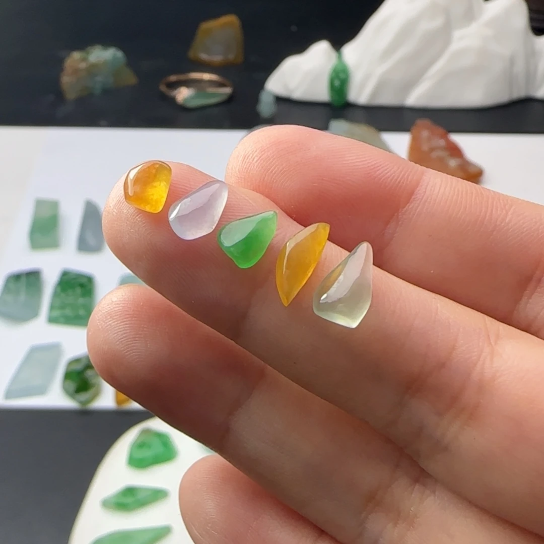 定制翡翠未镶嵌材料