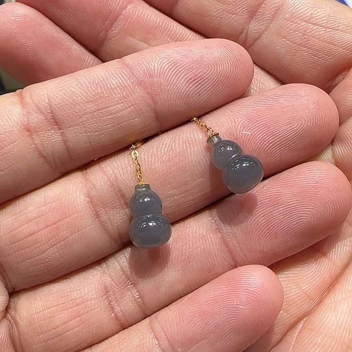 和田玉18K金镶嵌颈饰