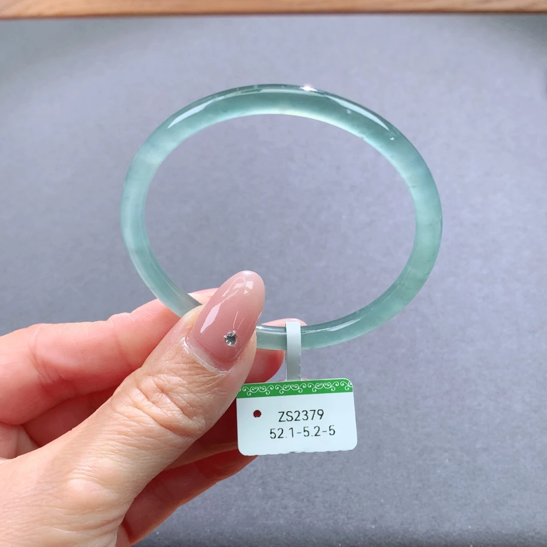 翡翠手镯未镶嵌天然翡翠手镯叮当镯