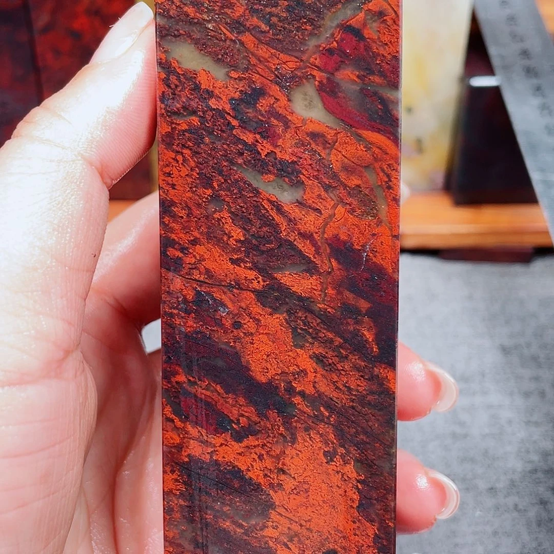 【闪购商品】玉桂林鸡血玉印章素章