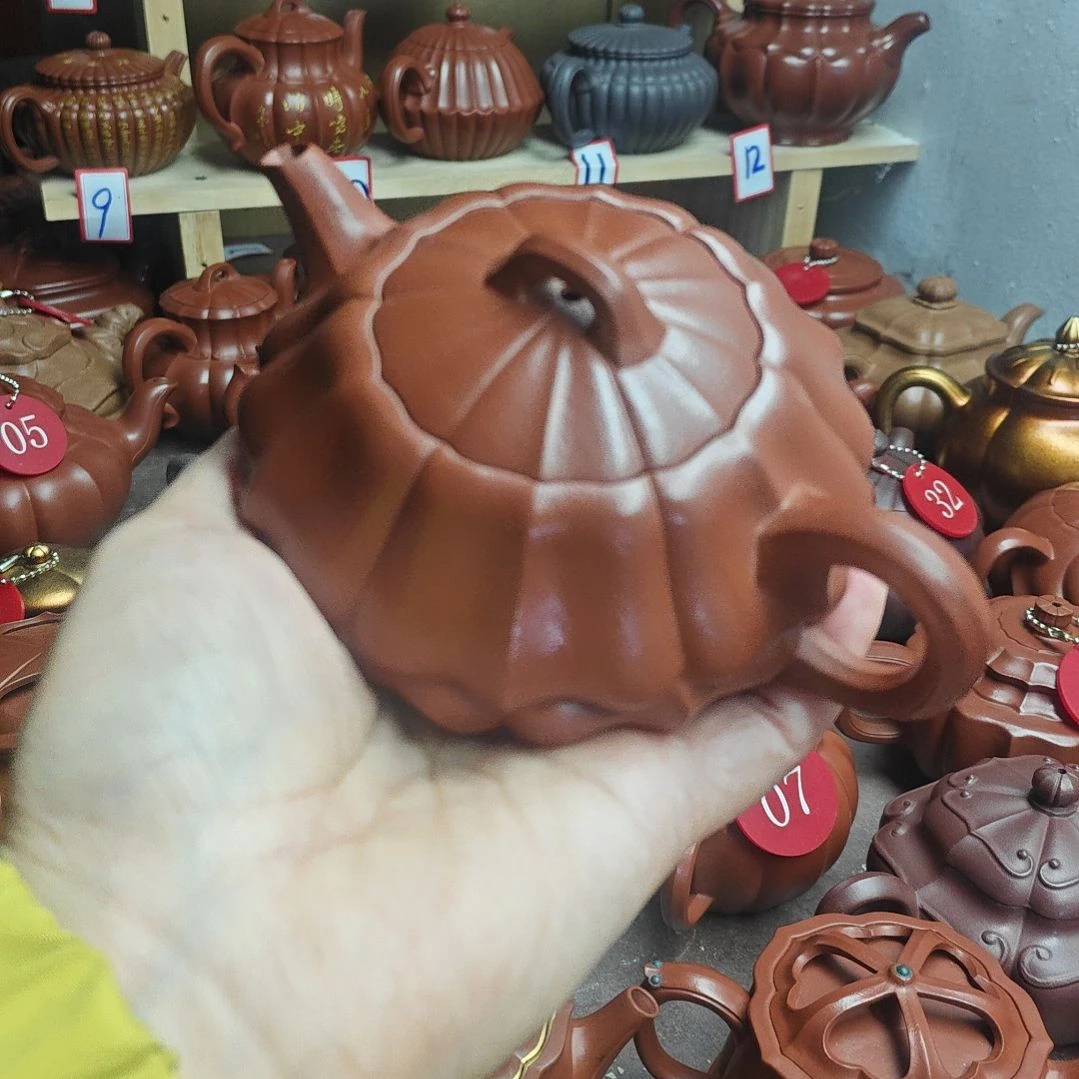 原矿赵庄朱泥容量二佰二十CC