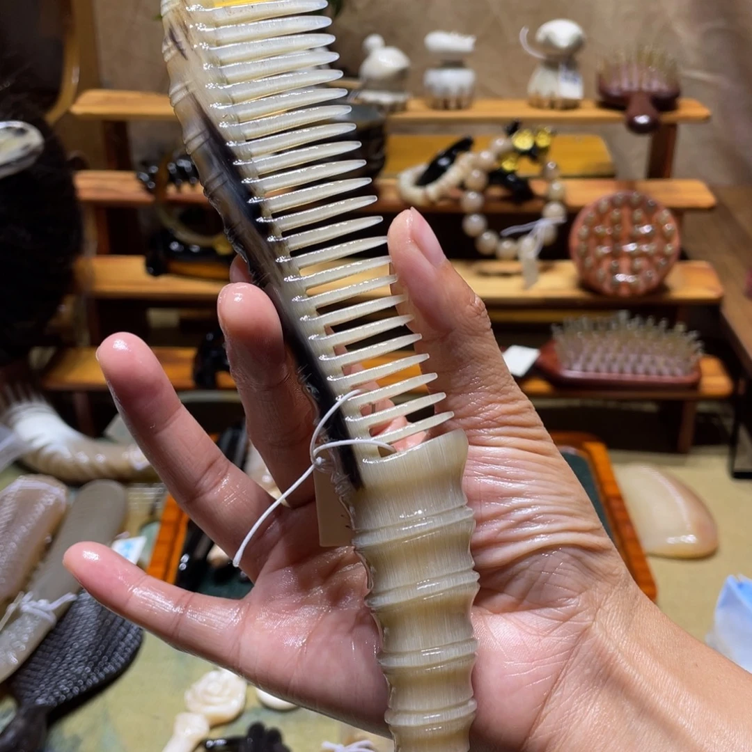 香榧木纯天然甘白牛角角尖料手柄
