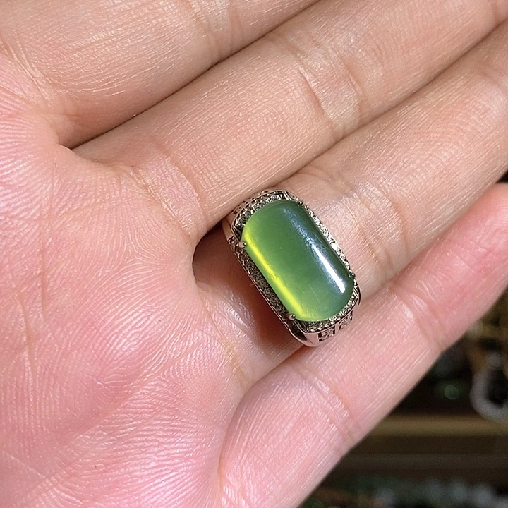 【闪购商品】银S925镶嵌戒指和田玉（碧玉）