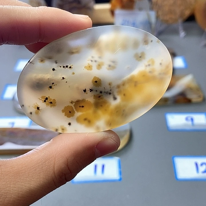 玛瑙/玉髓未镶嵌珠宝半成品