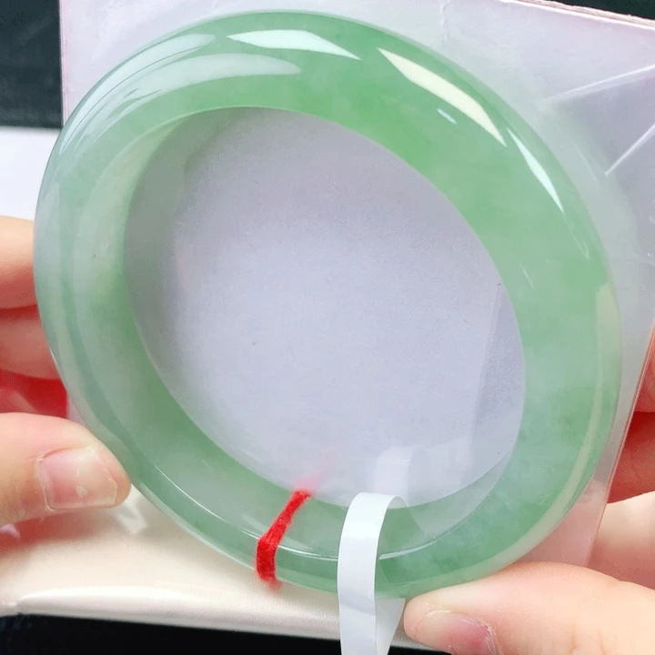 翡翠未镶嵌手镯59圈