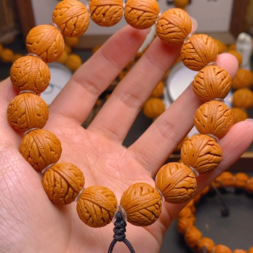 【闪购商品】桃核手串龙文桃核