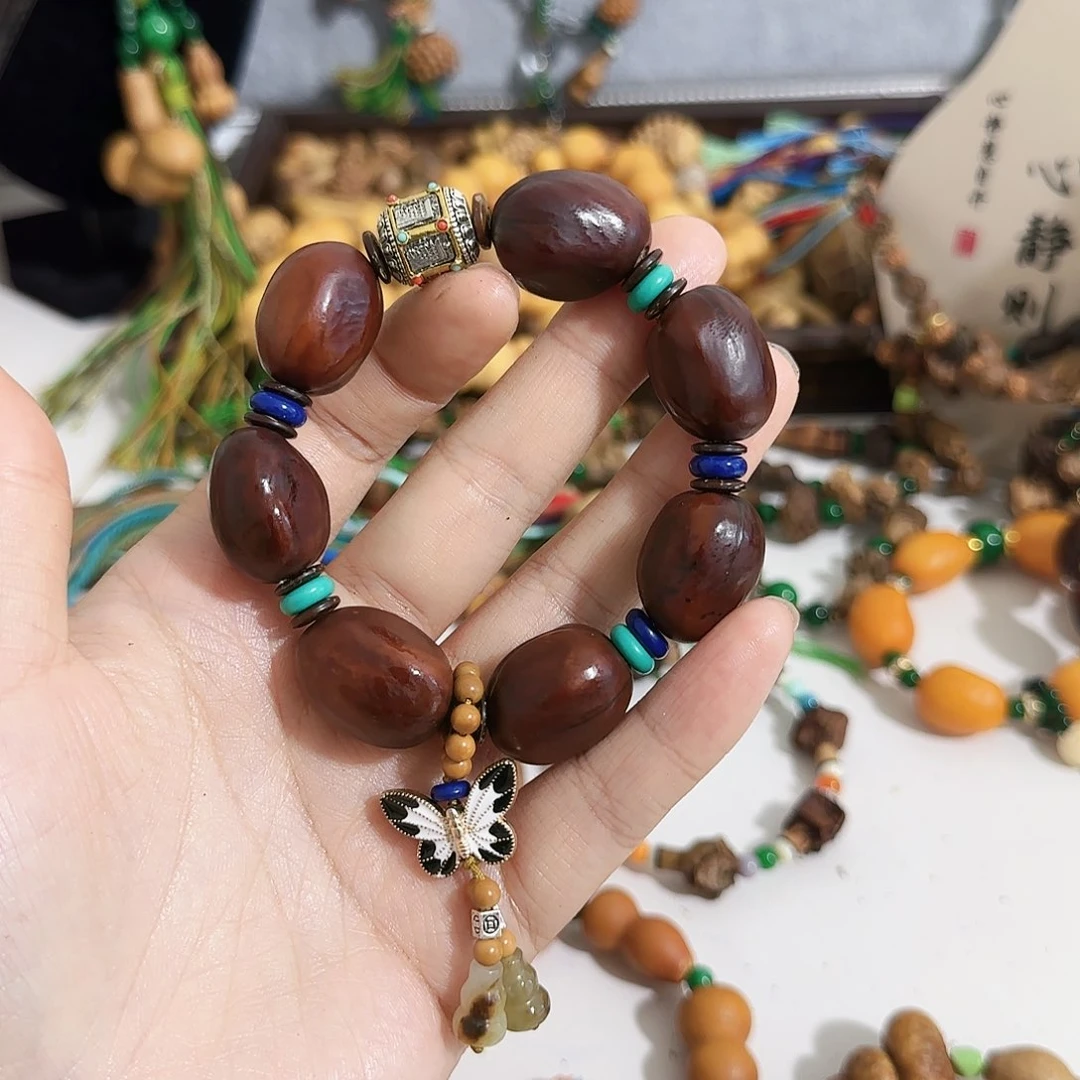 晴***1综合蜜蜡果一串60块钱