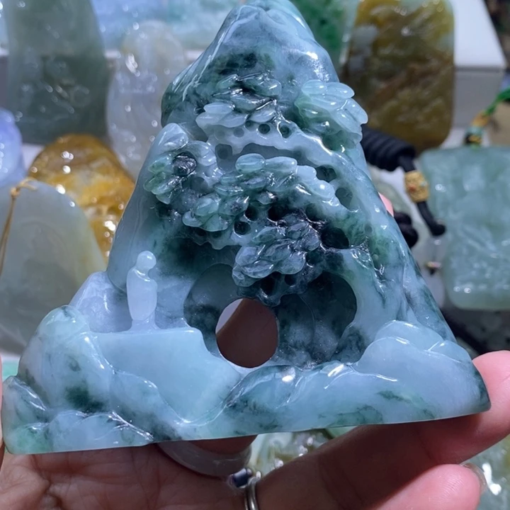 【闪购商品】颈饰未镶嵌翡翠山水
