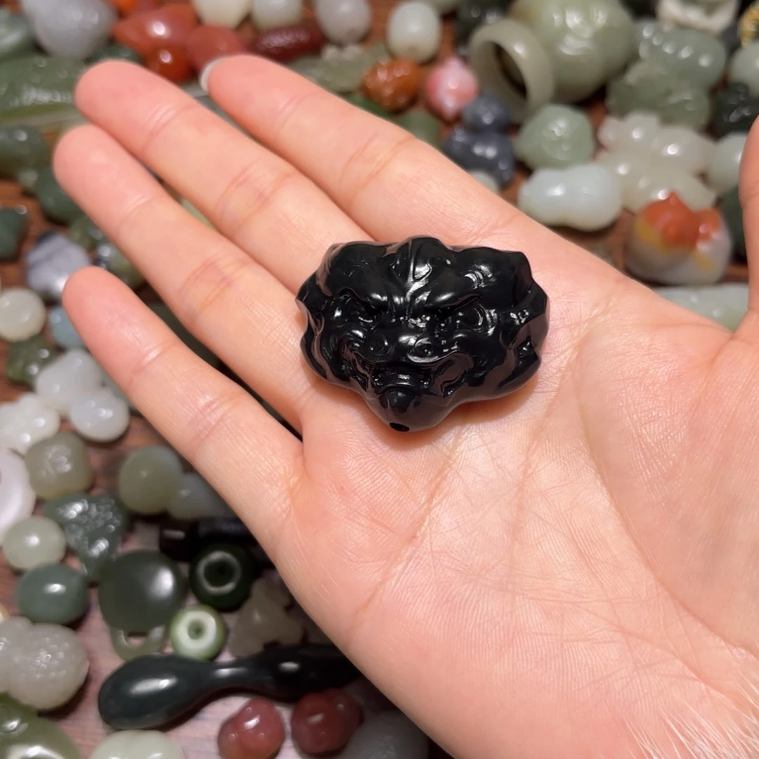 和田玉珠宝半成品未镶嵌謝****y