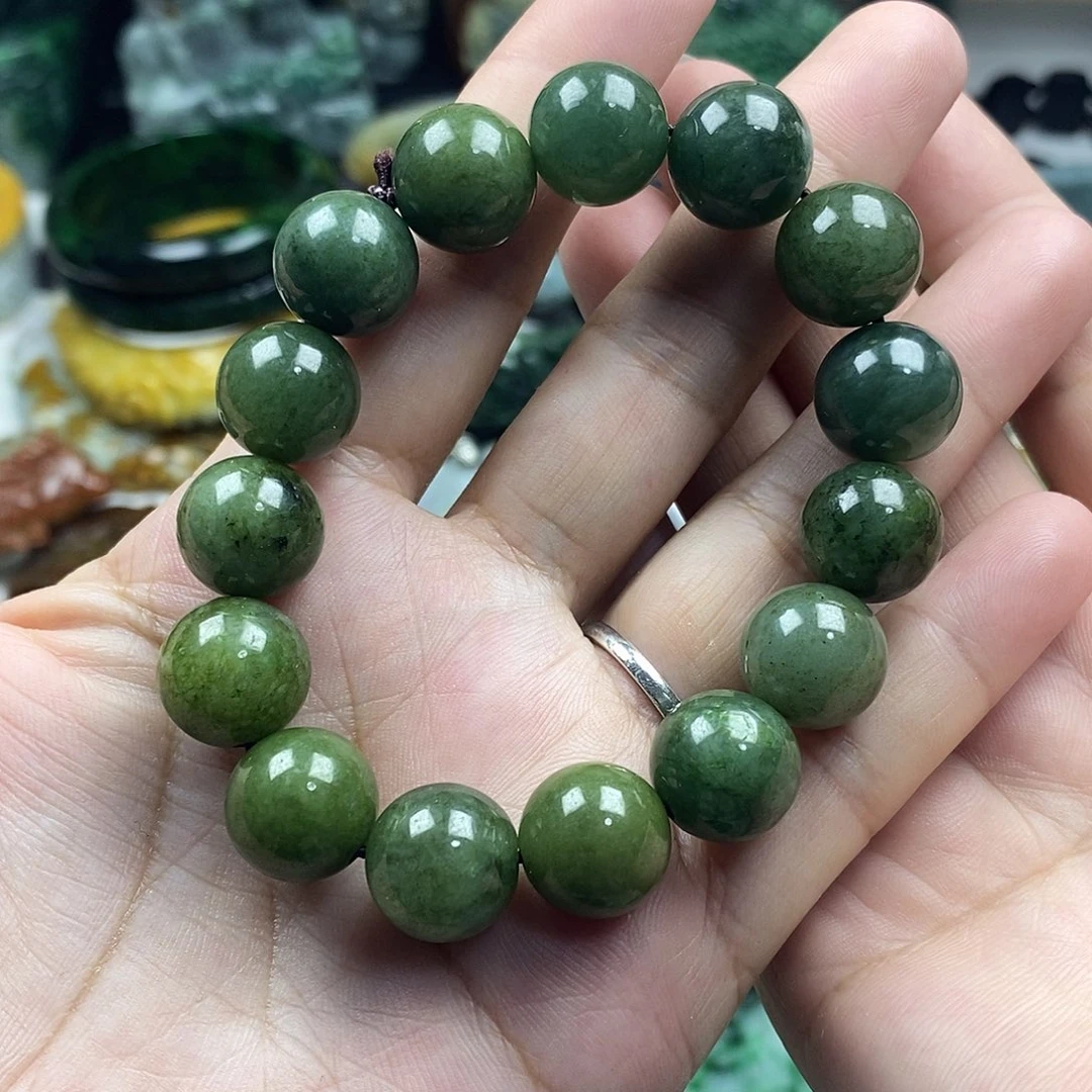 颈饰未镶嵌翡翠手串