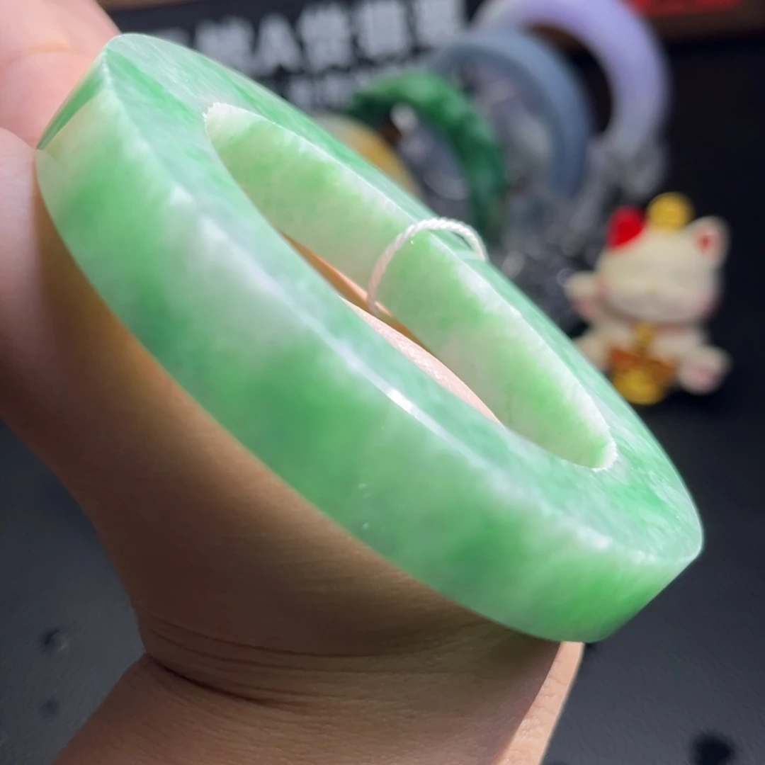 定制翡翠未镶嵌翡翠手镯定制不退不换