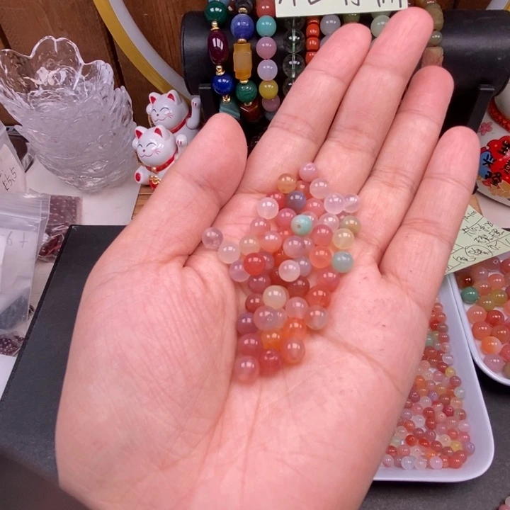 未镶嵌30个盐源玛瑙卡6玛瑙/玉髓