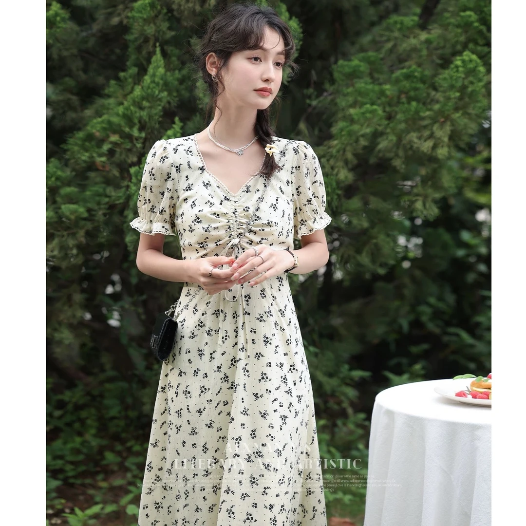 夏季新款大码胖mm法式泡泡袖碎花连衣裙高腰显瘦别致a字裙子1528