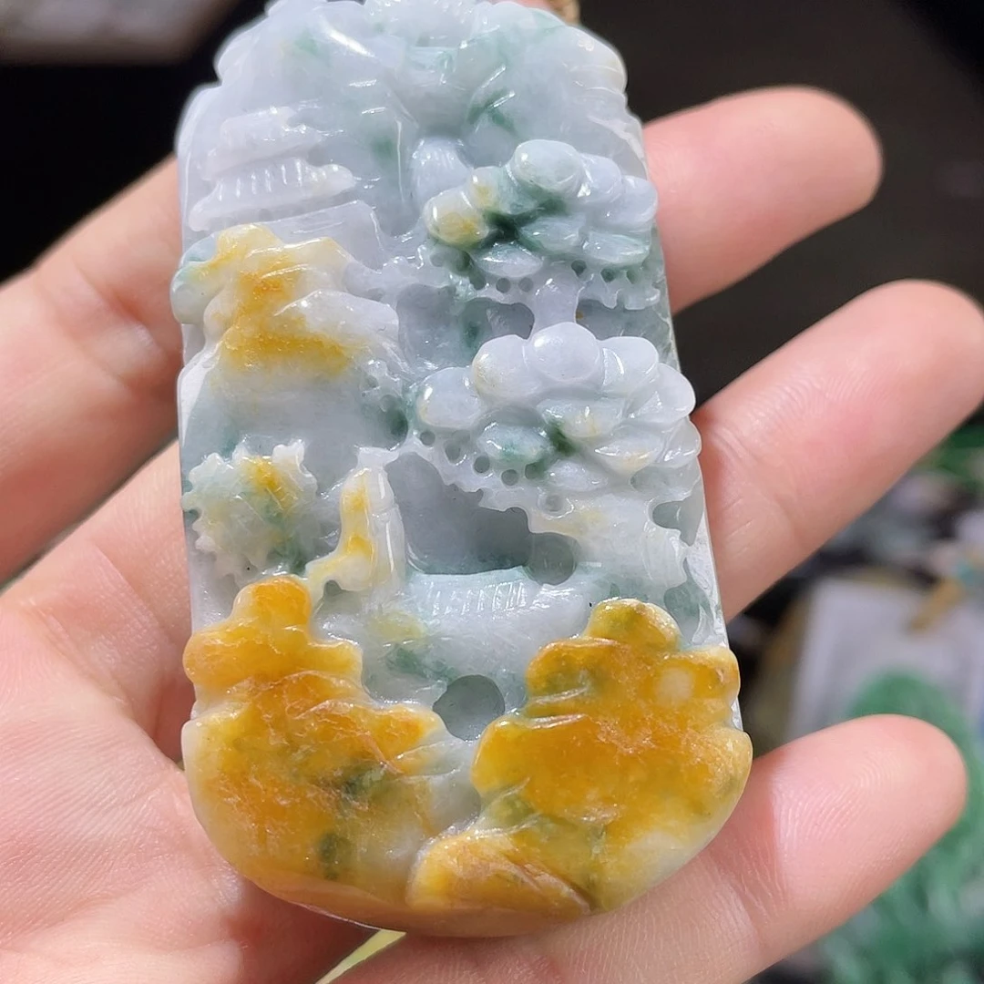 颈饰未镶嵌翡翠一个