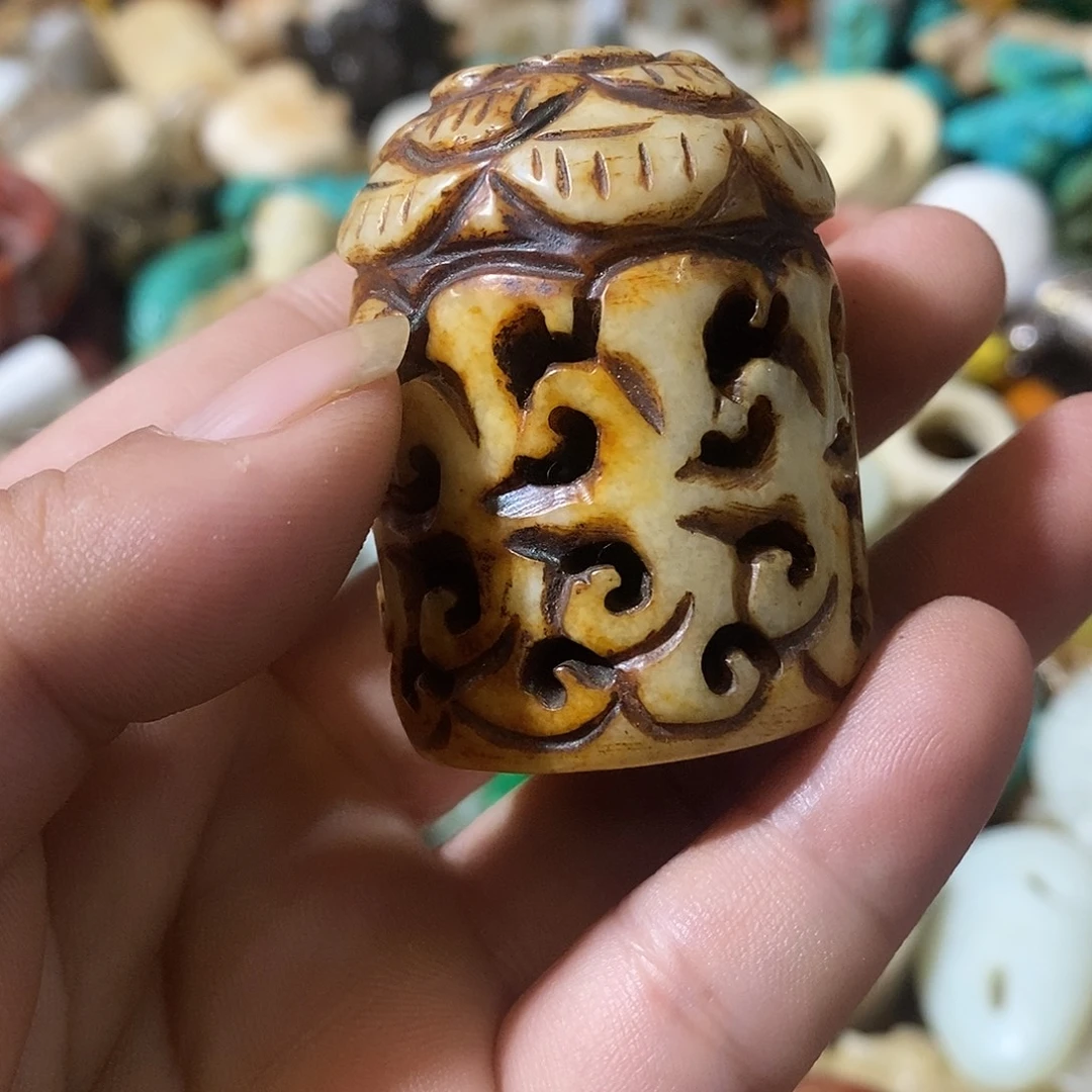 和田玉（糖玉）未镶嵌挂件