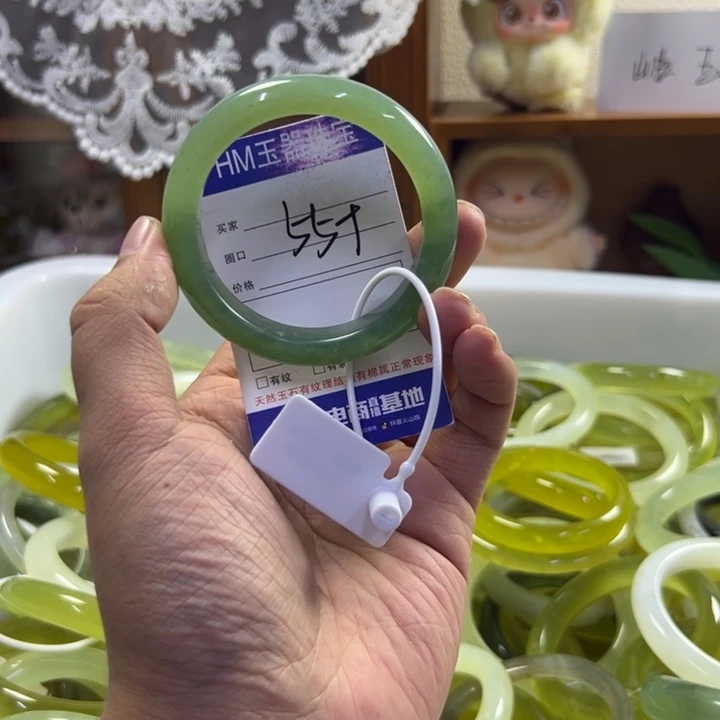 蛇纹石玉未镶嵌手镯633