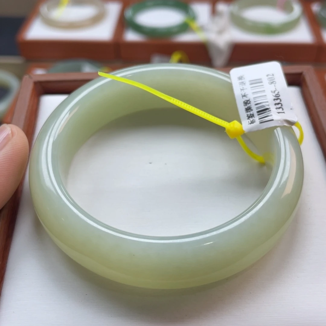 【闪购商品】未镶嵌手镯和田玉链接78。 56-57