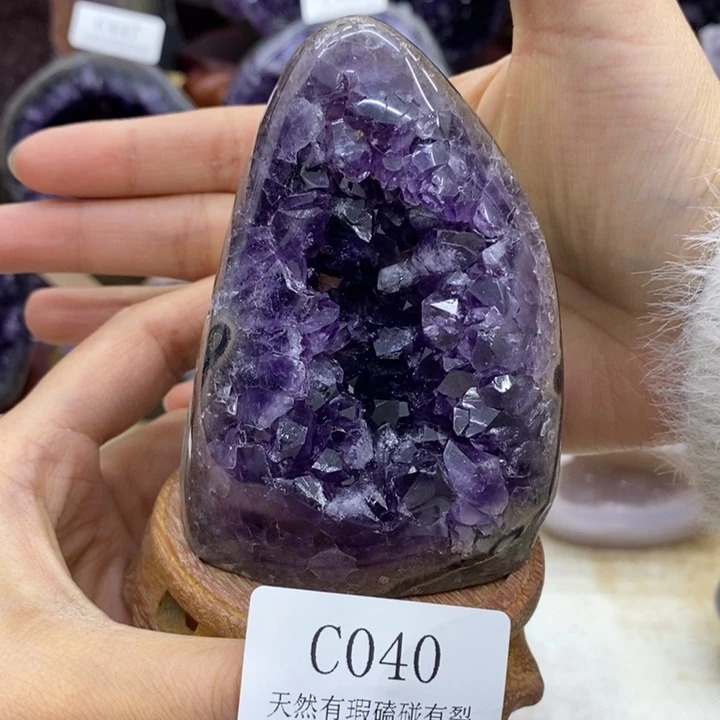 水晶大型摆件（非配饰）未镶嵌