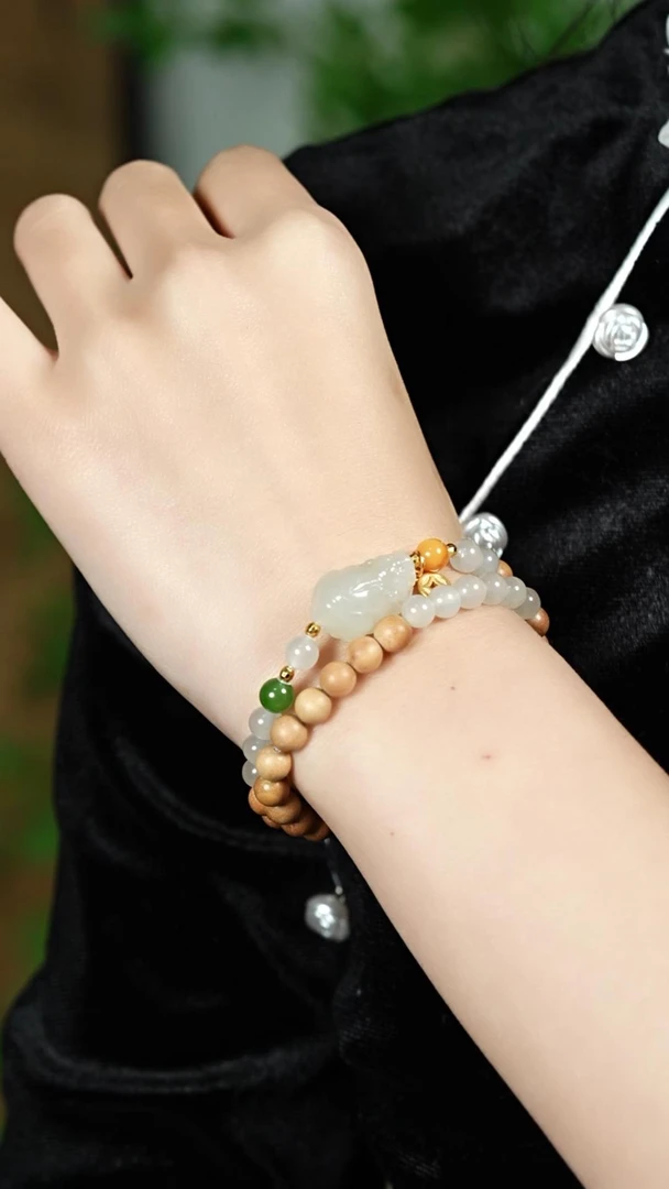 吸金手工五谷丰登印度迈索尔老山檀貔貅和田玉蜜蜡手串女款串珠