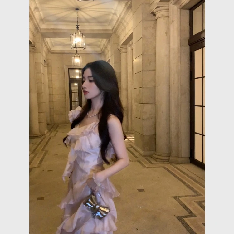 早安梦梦【月光舒曼】 V领荷叶边雪纺花瓣吊带裙温柔气质轻薄女