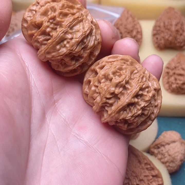 小***哈把件文玩核桃43苹果园