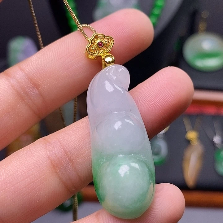 吊坠(赠链)未镶嵌翡翠