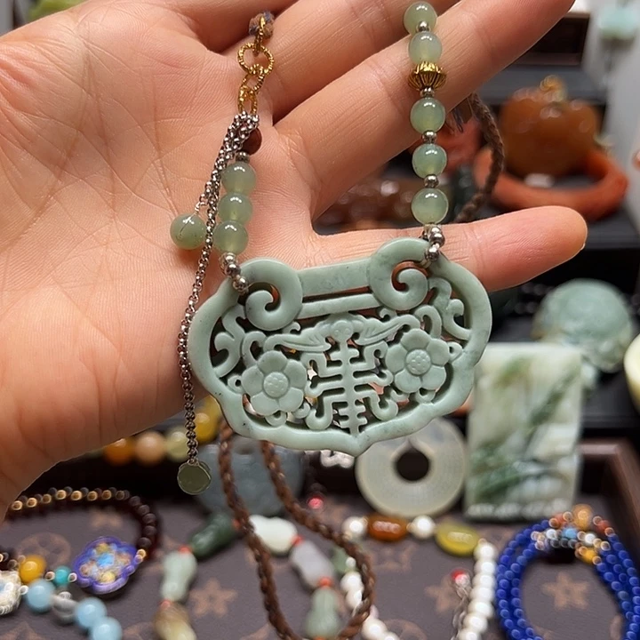 岫玉未镶嵌吊坠，，，