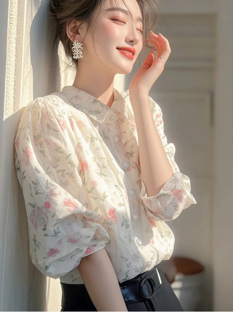 杏色印花衬衫2025夏季新款轻奢高级感超好看独特漂亮法式短袖上衣