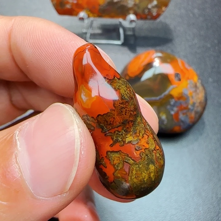 玛瑙/玉髓战国红未镶嵌维*