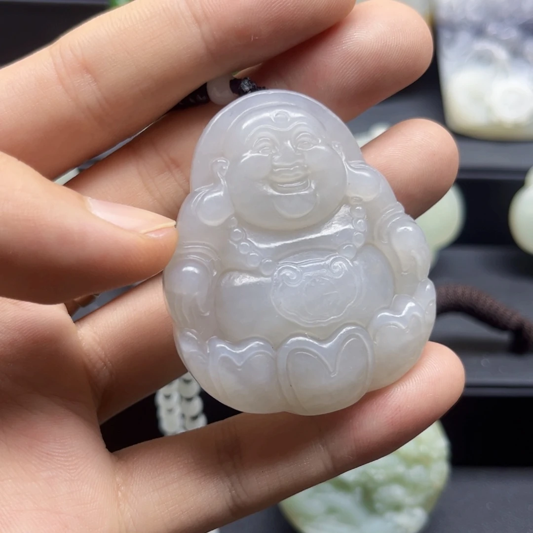 芷***宁和田玉未镶嵌颈饰和田玉