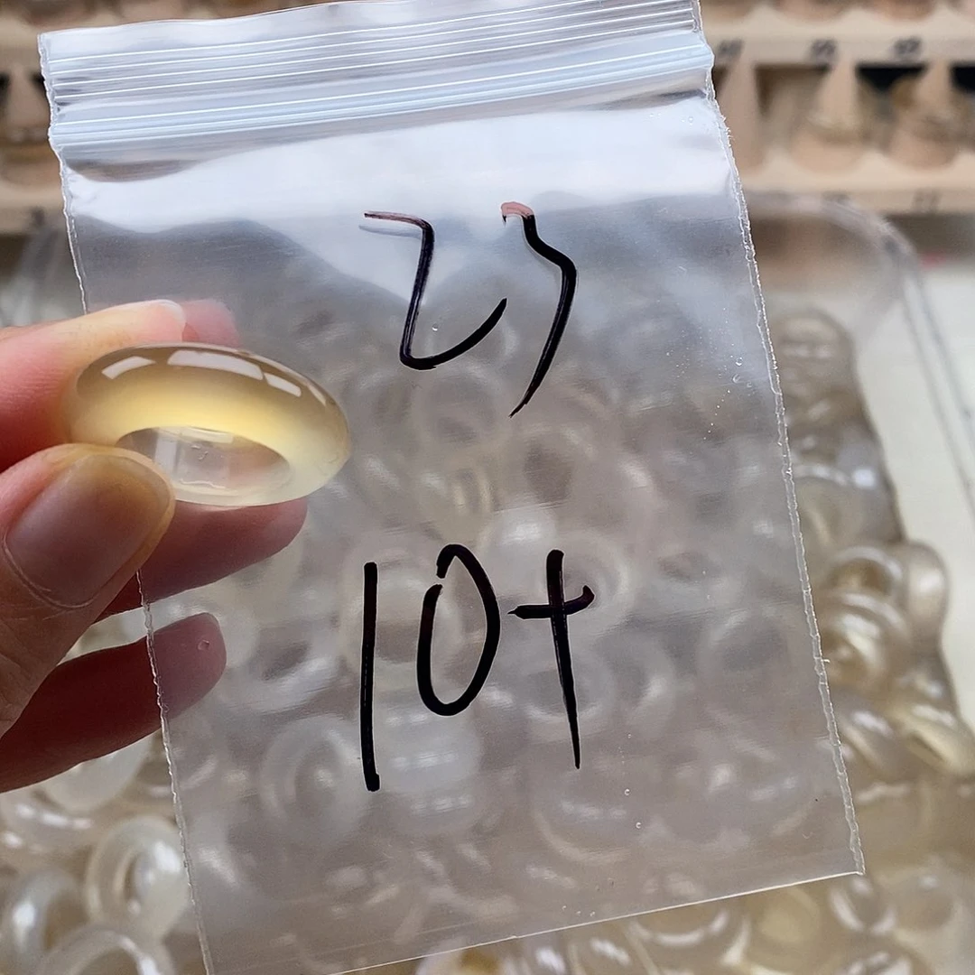 未镶嵌戒指玛瑙/玉髓碎*念