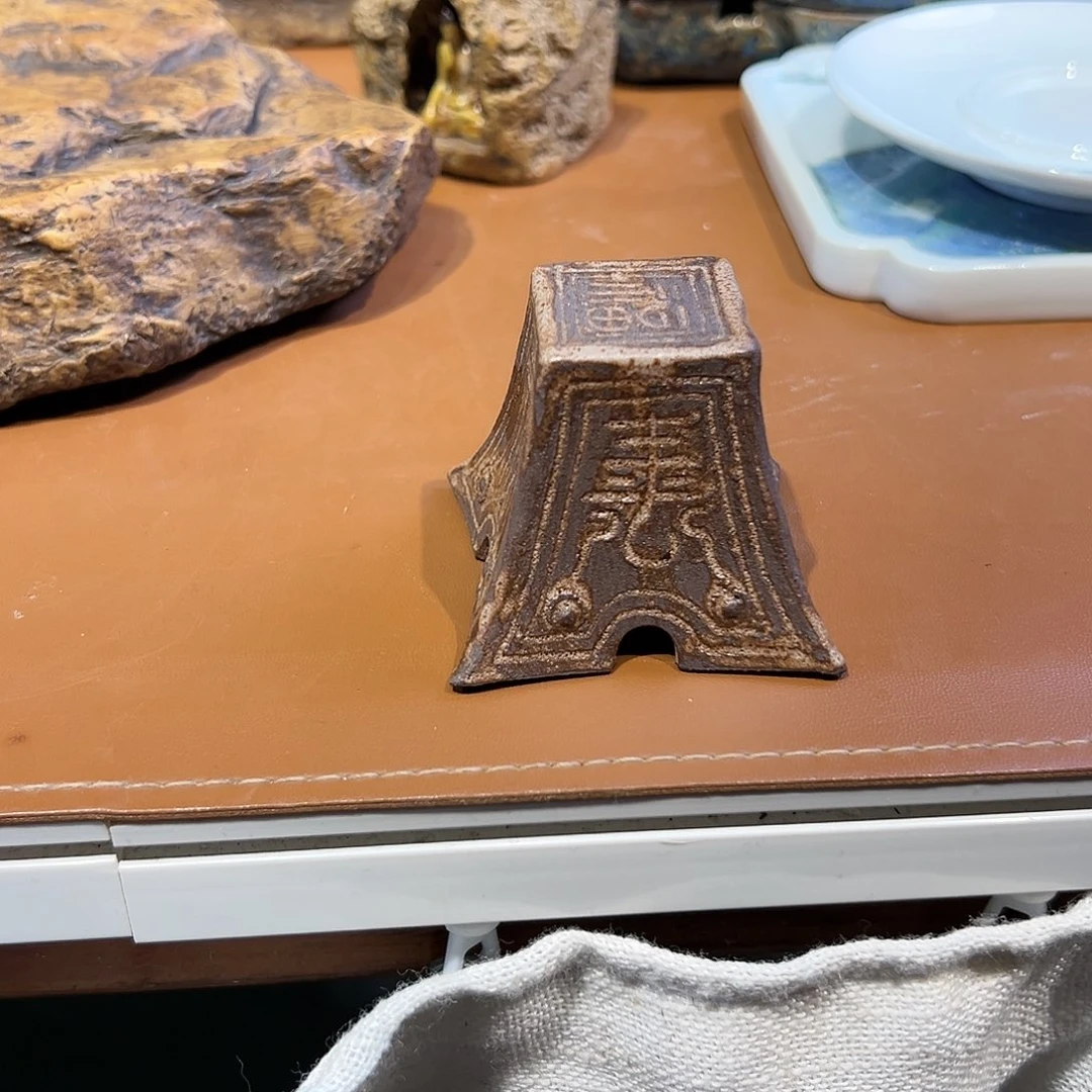 孙**亮盖置纯手工制作陶瓷