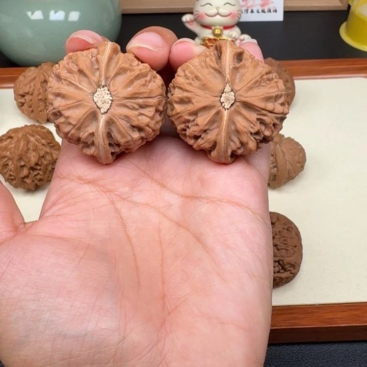 文玩核桃把件我****?宫灯40