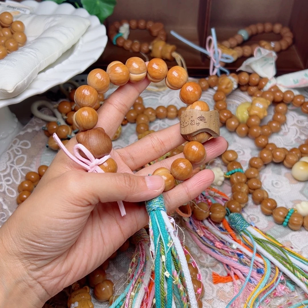 吊坠猴头核桃屁桃手持