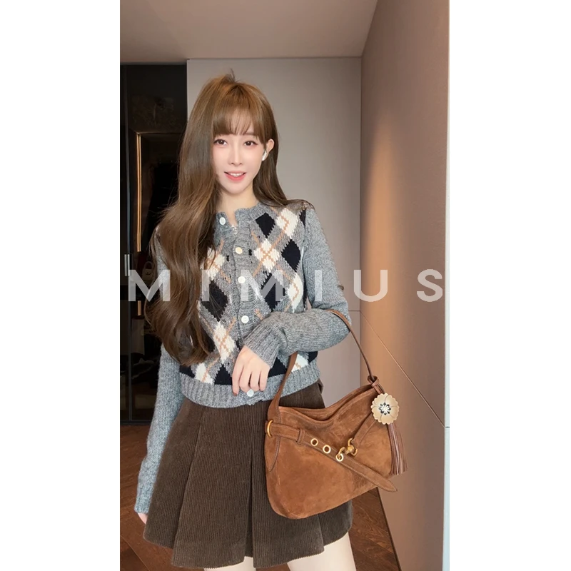 【mimius】肉肉 英伦学院风撞色菱格圆领长袖针织衫 WG08074
