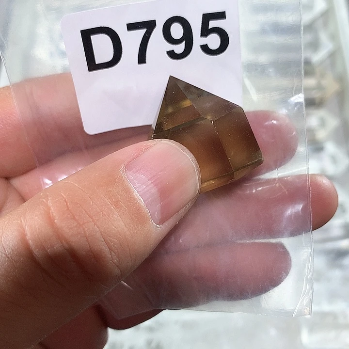 水晶天然水晶柱子D795未镶嵌呦***鸣