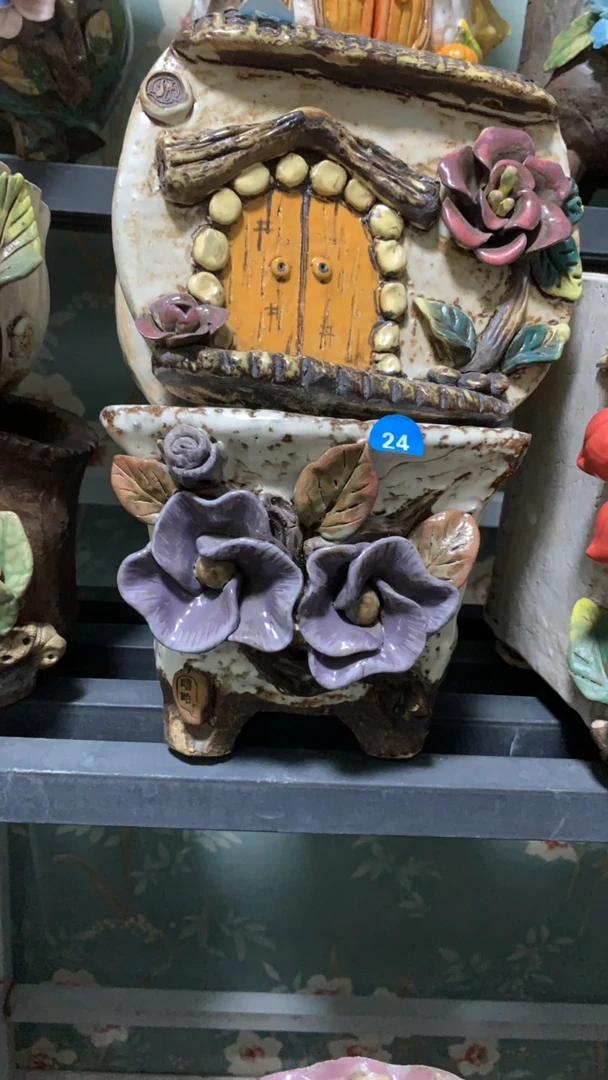 嘻哈品牌紫色花朵方盆(上边)