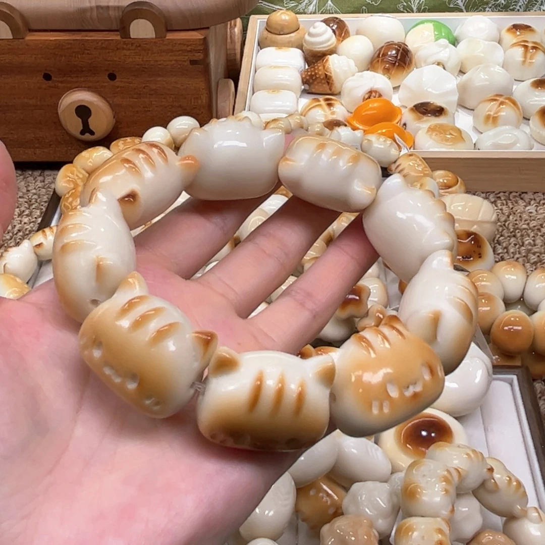 菩提根/象牙果手串9.27.18象牙果碳烤法棍猫