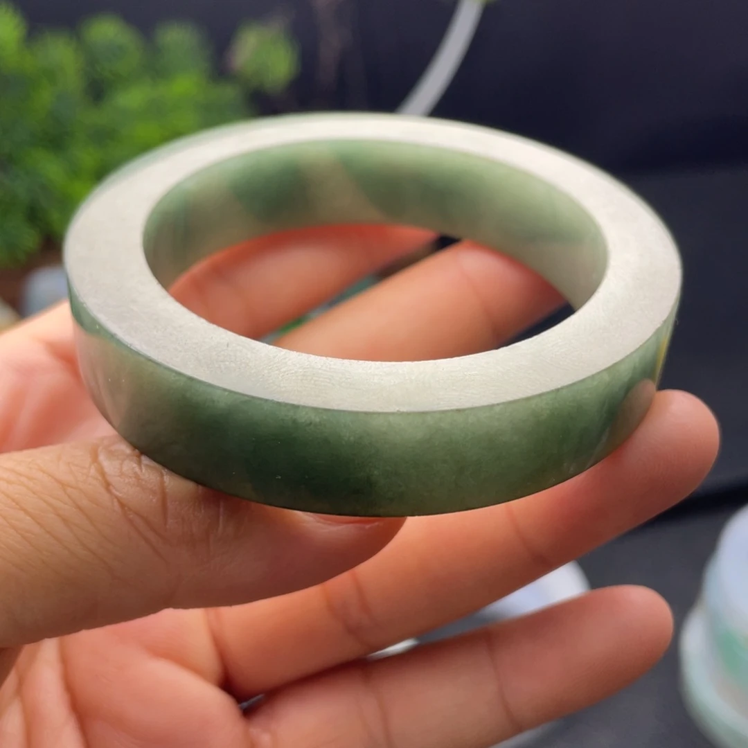 定制翡翠不退不换未镶嵌