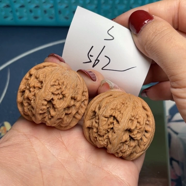 文玩核桃把件粗筋39