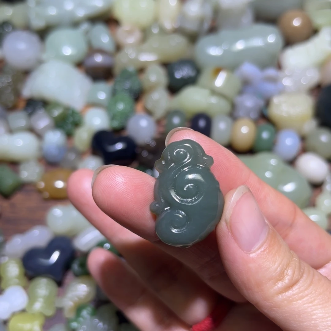 和田玉未镶嵌珠宝半成品