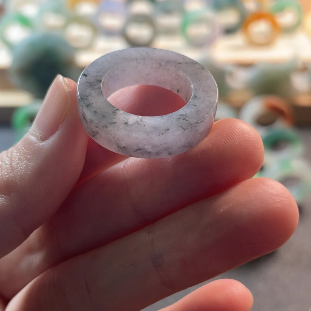 定制翡翠未镶嵌戒指