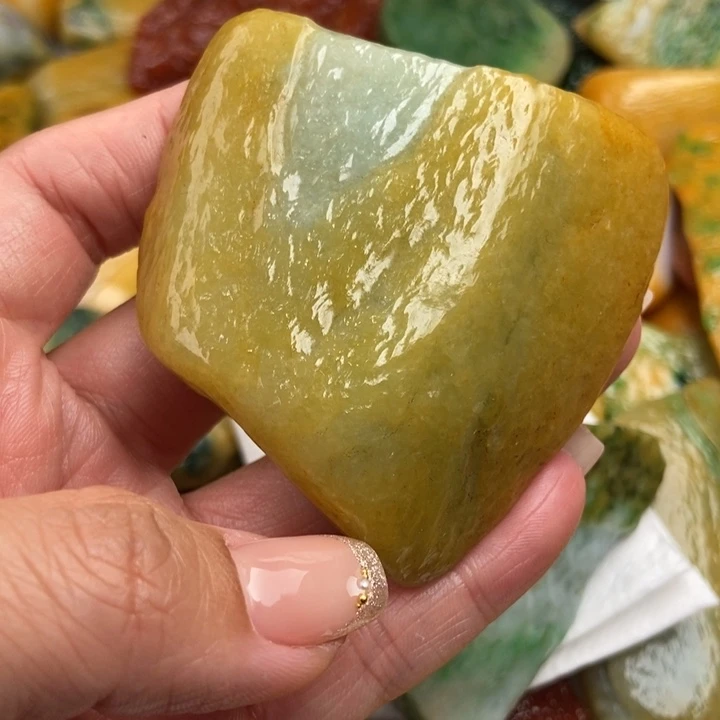 翡翠未镶嵌颈饰缅甸翡翠