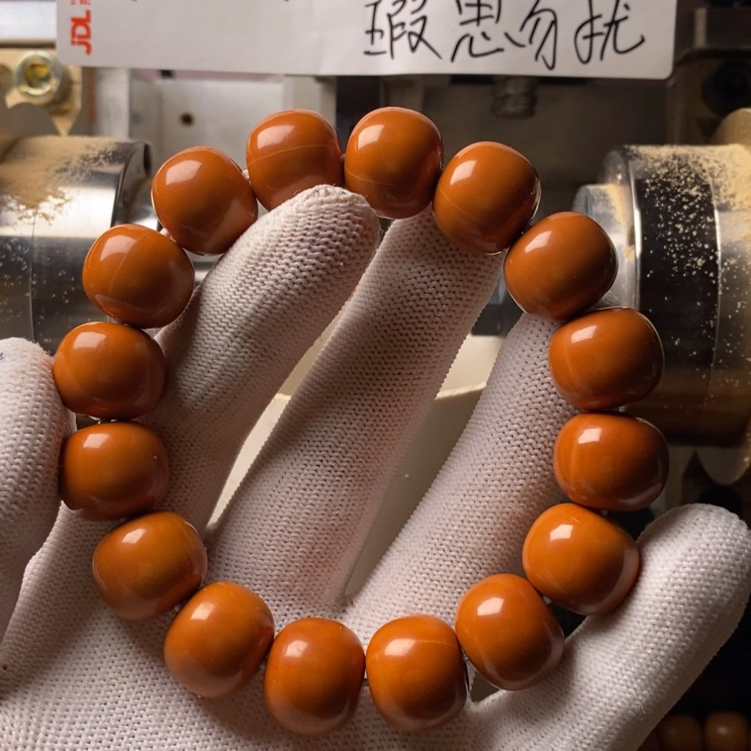 猴头核桃吊坠?**?咯咯哦