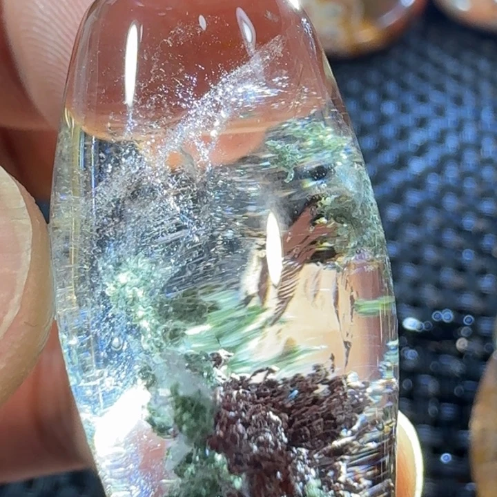 水晶吊坠(不含链)未镶嵌于**遇