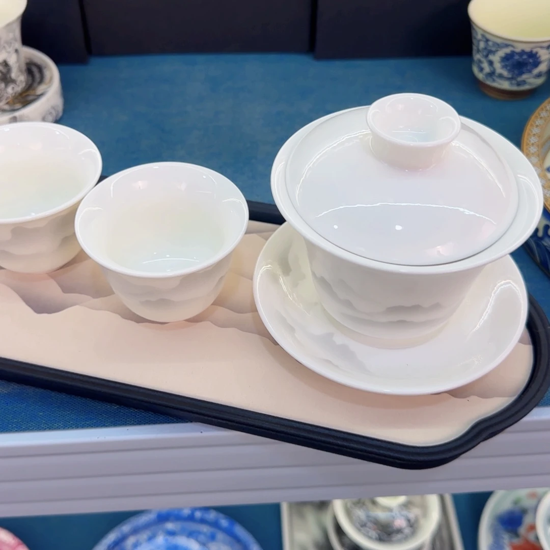 这些盖碗真好看！！！